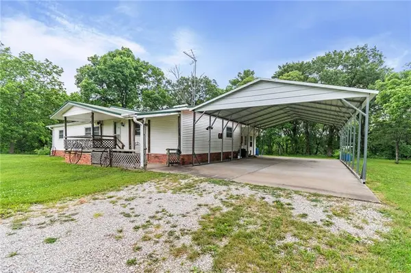 33580 W 202nd ST, Lawson, MO 64062