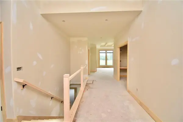 7633 N Booth AVE, Kansas City, MO 64158