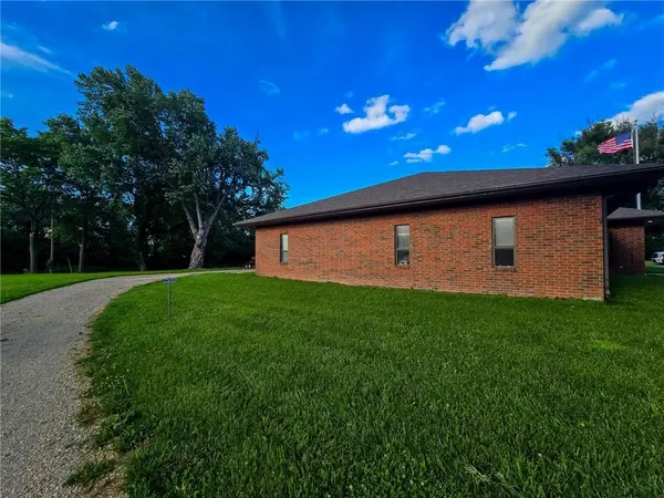 114 Fox ST, Council Grove, KS 66846