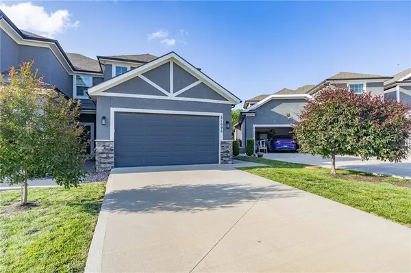 21696 W 123 TER, Olathe, KS 66061