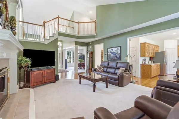 16660 W 155 TER, Olathe, KS 66062