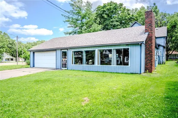 709 S Lincoln AVE, Chanute, KS 66720
