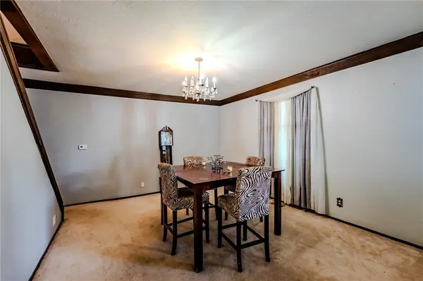709 S Lincoln AVE, Chanute, KS 66720