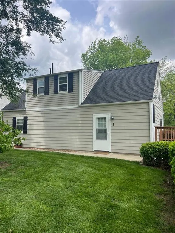 5912 Longview RD, Kansas City, MO 64134