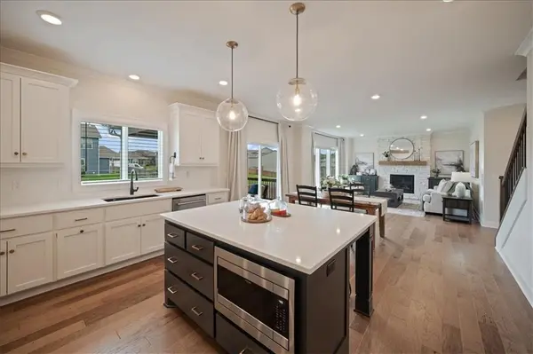 6601 NW 106th ST, Kansas City, MO 64154