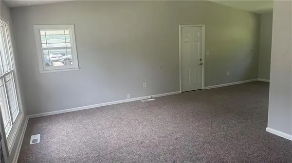 809 Anderson ST, Warrensburg, MO 64093