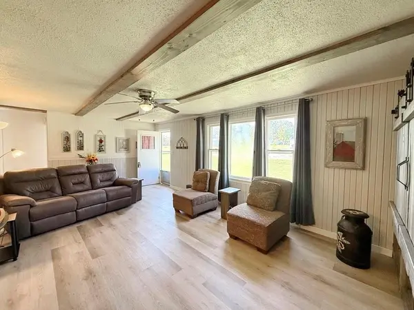 322 W Lafayette ST, El Dorado Springs, MO 64744