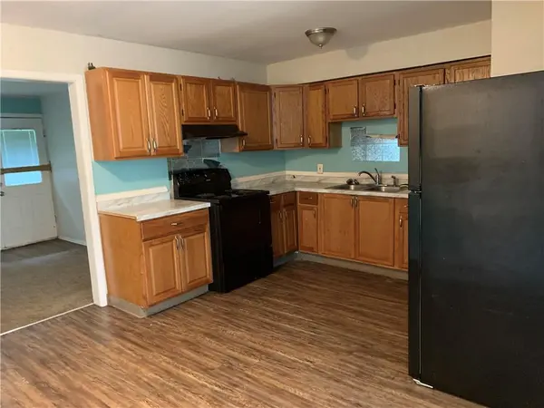 6906 E 114th TER, Kansas City, MO 64134