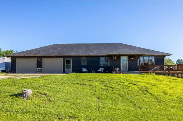 20449 N US 169 HWY, St Joseph, MO 64505