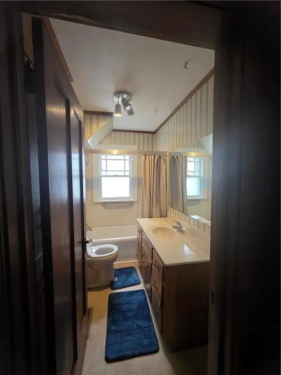 1106 Pacific AVE, Osawatomie, KS 66064