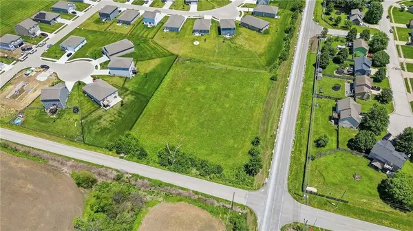 S Harper RD, Peculiar, MO 64078