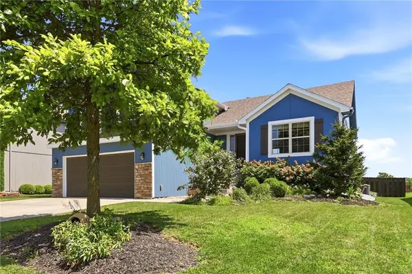13787 Valleyview WAY, Bonner Springs, KS 66012