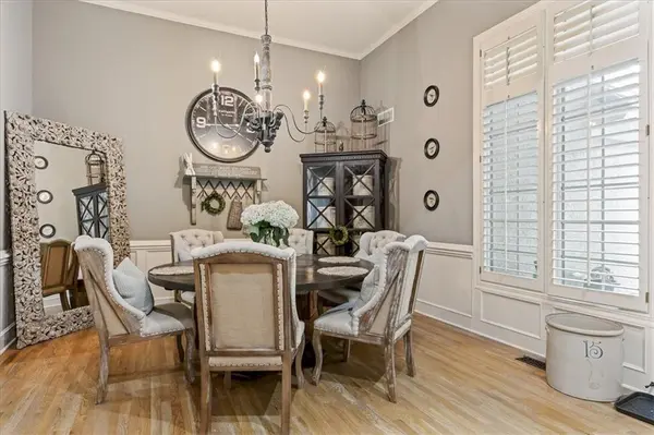 11345 Granada CT, Leawood, KS 66211