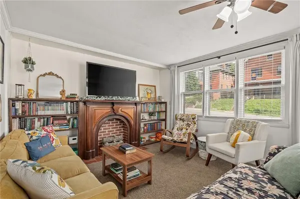 2024 Jules ST, St Joseph, MO 64501