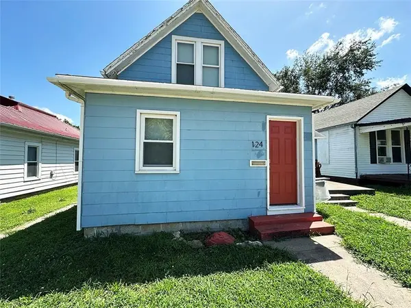 124 W 3rd AVE, Garnett, KS 66032