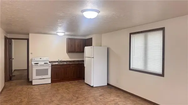 707 W Colorado ST, Highland, KS 66035