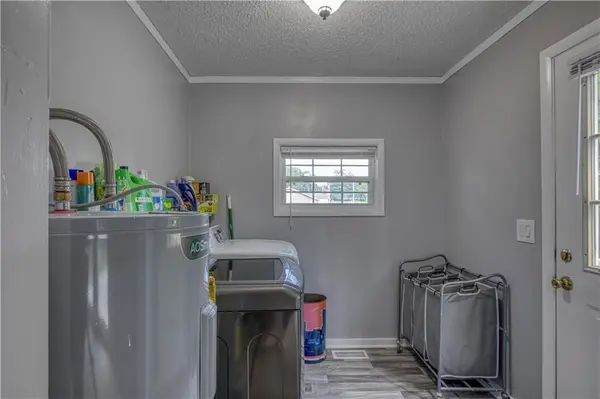 335 E 9th ST, Baxter Springs, KS 66713