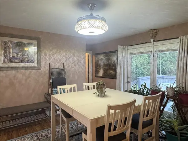 97 Iowa DR, Linn Valley, KS 66040