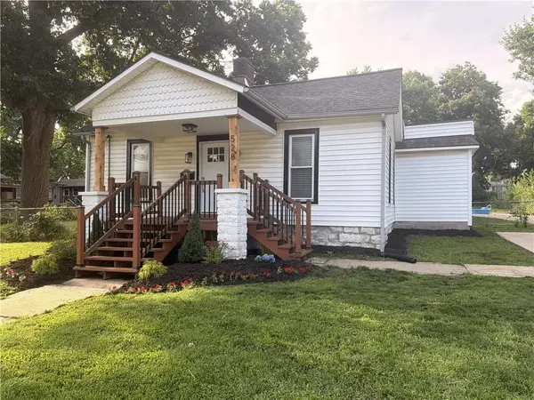 528 E Loula ST, Olathe, KS 66061
