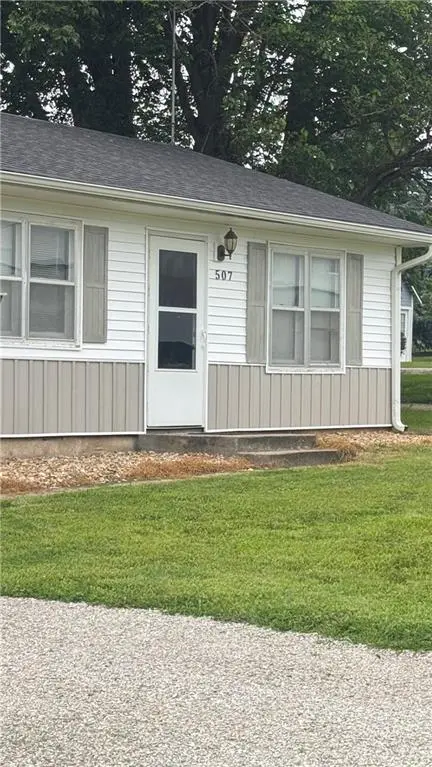 507 N Elmira ST, Highland, KS 66035