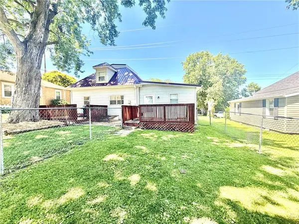 1316 E 2nd ST, Maryville, MO 64468