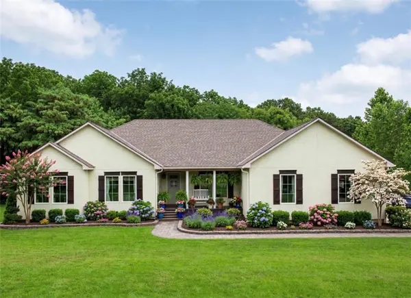 34664 Spring Valley RD, Paola, KS 66071