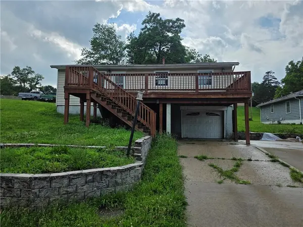 1421 S 6th ST, Atchison, KS 66002