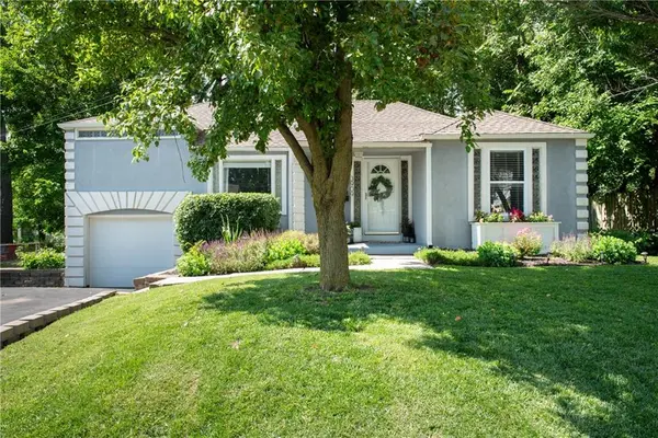 3909 W 47th ST, Roeland Park, KS 66205