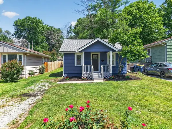 110 W 79th TER, Kansas City, MO 64114