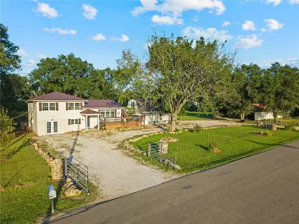 1143 227th ST, Fort Scott, KS 66701