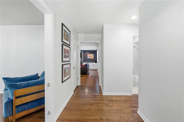 9501 Canterbury ST, Leawood, KS 66206