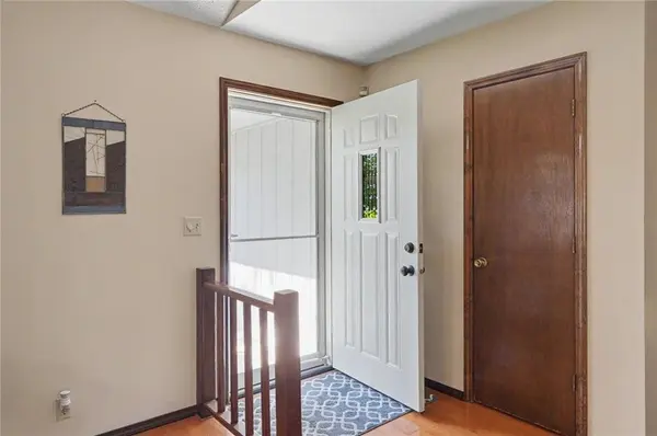 2602 Orchard LN, Lawrence, KS 66049