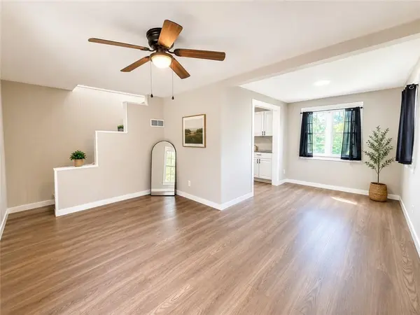 110 W 7th ST, Knob Noster, MO 65336