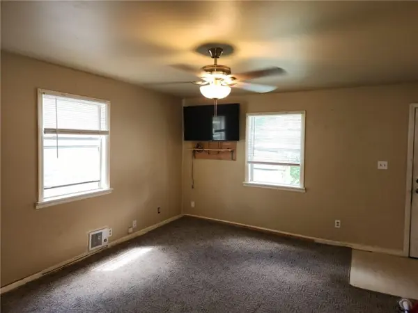 119 W Kansas ST, Pittsburg, KS 66762