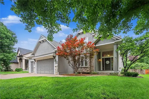 24012 St Andrews CT, Paola, KS 66071