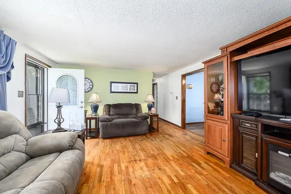 2700 N 75th TER, Kansas City, KS 66109