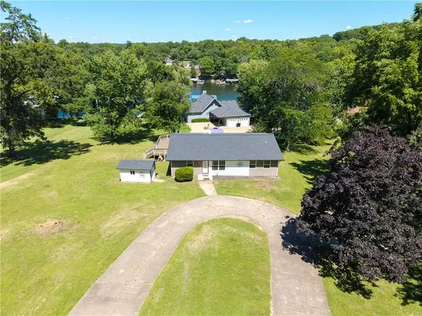 30293 Autumn RD, Gravois Mills, MO 65037