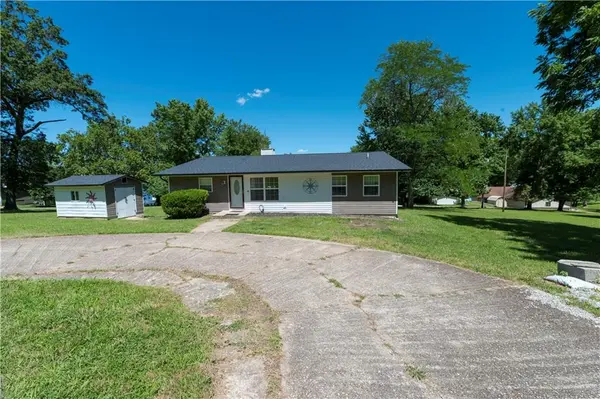30293 Autumn RD, Gravois Mills, MO 65037