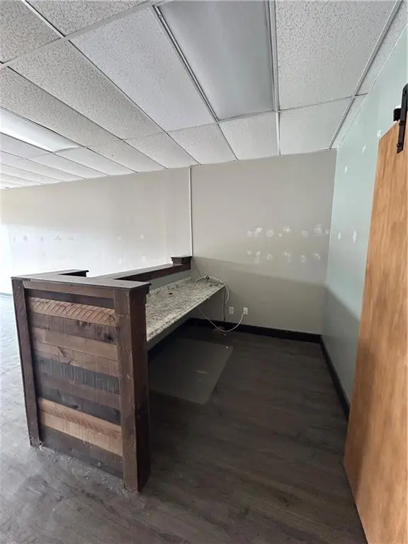1412 S 7 HWY, Blue Springs, MO 64014