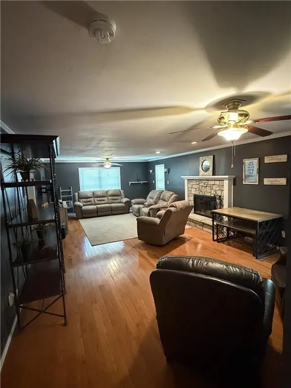 33655 Hillcrest ST, De Soto, KS 66018