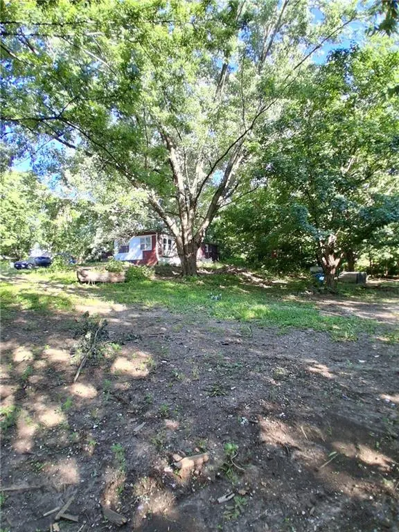 9404 Stillhouse RD, Liberty, MO 64068
