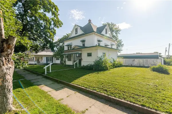 1230 1st AVE #E, Horton, KS 66439