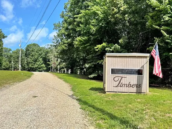 21707 Old Balltown AVE, Lincoln, MO 65338