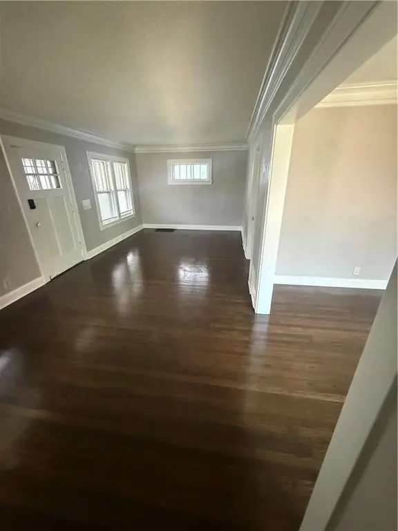 4915 Olive ST, Kansas City, MO 64130