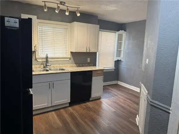 4245 Paseo BLVD, Kansas City, MO 64110