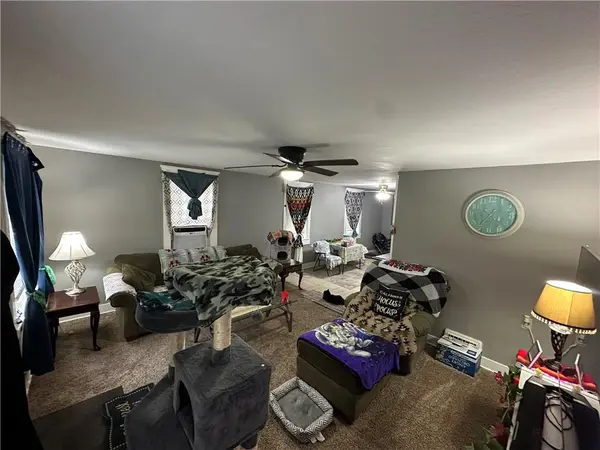 808 S Willis AVE, Independence, MO 64052