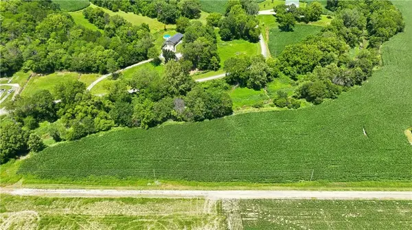 Stanton RD, Rushville, MO 64484