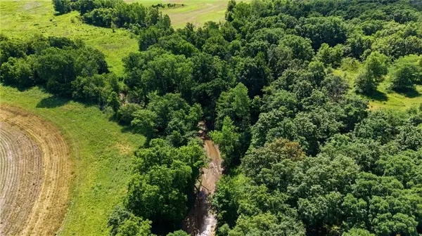 Faulk RD, Purdin, MO 64674