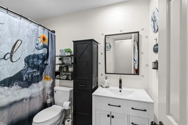 205 E Dauxville DR, Richmond, MO 64085