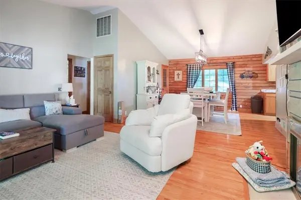 18375 Old Highway RD, Rushville, MO 64484